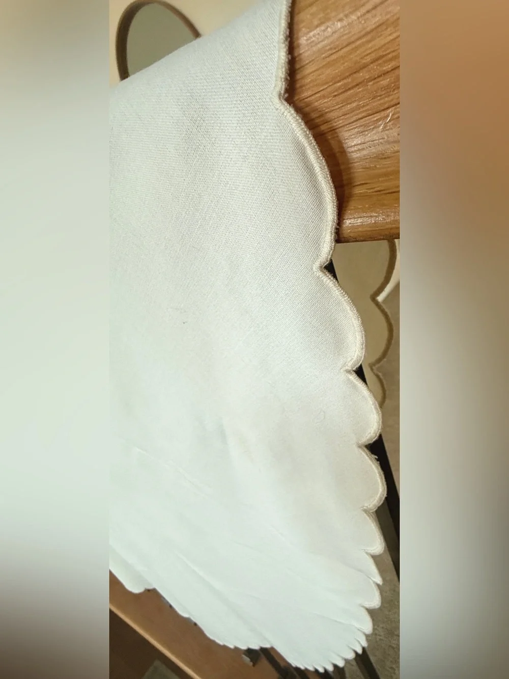 Made in Portugal 66” Round Tablecloth cream Scalloped Edge Linen Look Unused